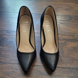 Black Heel Pump